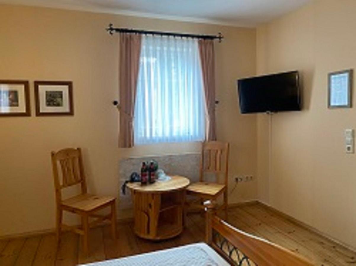 Gasthaus Holdermuehle Креглинген Екстериор снимка